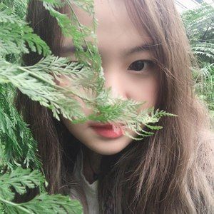 Meet your Posher, Elena